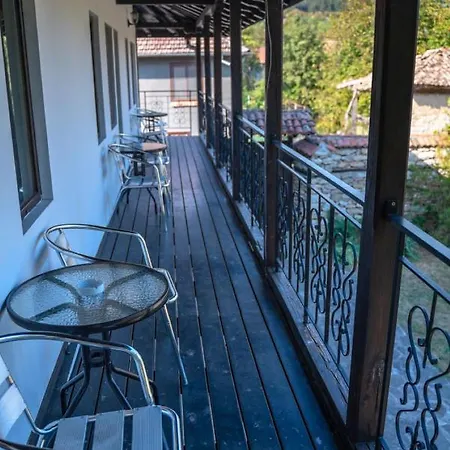 Ivovata House * Emen