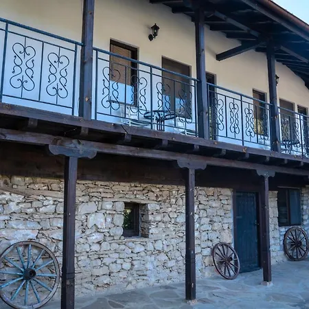 게스트하우스 Ivovata House Emen