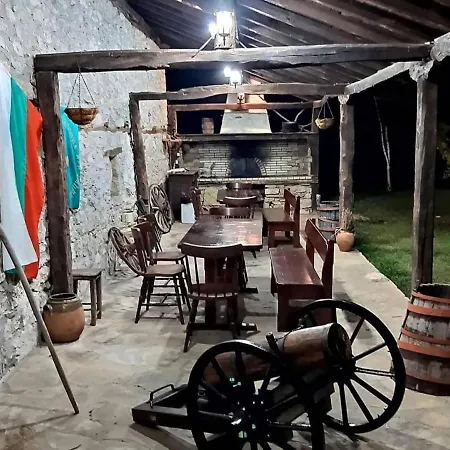 Ivovata House