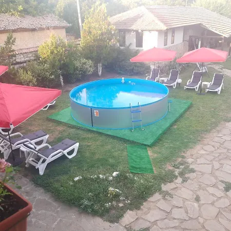 Ivovata House * Emen