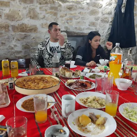 Ivovata House Emen
