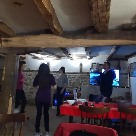 Ivovata House 게스트하우스
